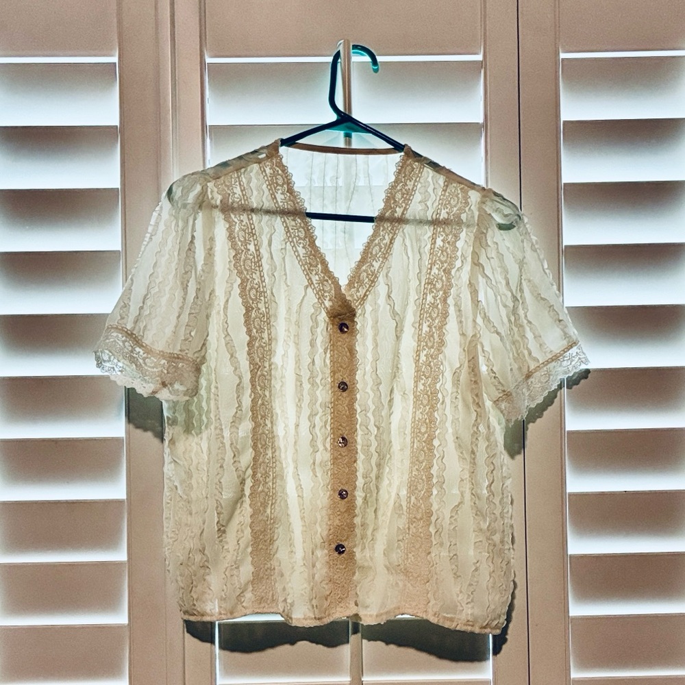SHEIN Cream Lace V-Neck Button Front Blouse